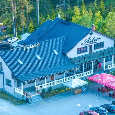 Tee Motel